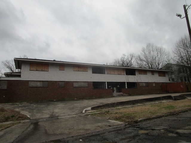 view of building exterior