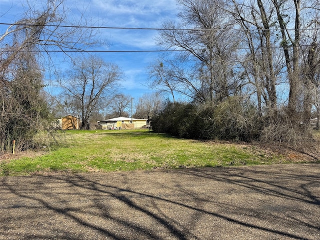 Listing photo 3 for LOT7 Pleasant St, Mount Pleasant TX 75455