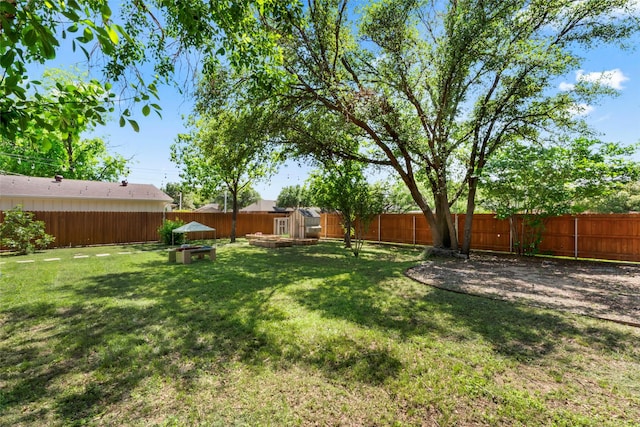 1258 Canterbury Dr, Abilene, TX 79602 - view of yard