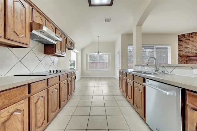 kitchen with light tile patterned floors, black electric cooktop, under cabinet range hood, a sink, and stainless steel dishwasher