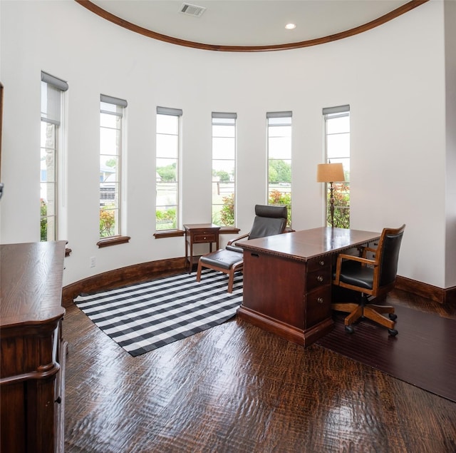 office space with baseboards, wood finished floors, crown molding, and recessed lighting