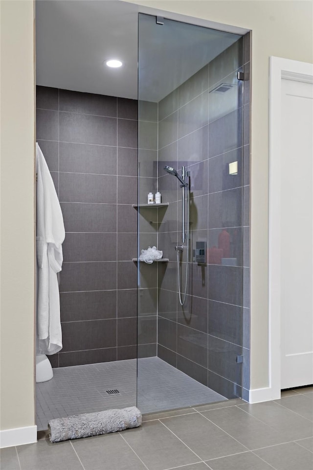 636 Benalla Dr, Frisco, TX 75036 - full bath featuring walk in shower, tile patterned floors, baseboards, and recessed lighting