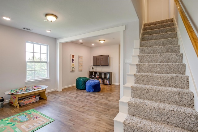 399 Brindley Rd, Maypearl, TX 76064 - stairs with baseboards, recessed lighting, visible vents, and wood finished floors