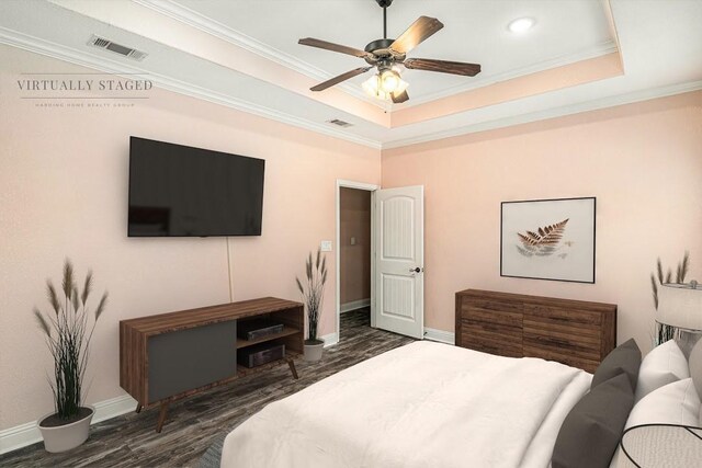 136 Clara Lee Ln, Springtown, TX 76082 - walk in closet featuring dark wood-style floors