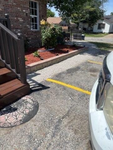 2340 N Chandler Dr E Unit 4, Fort Worth, TX 76111 - view of uncovered parking lot
