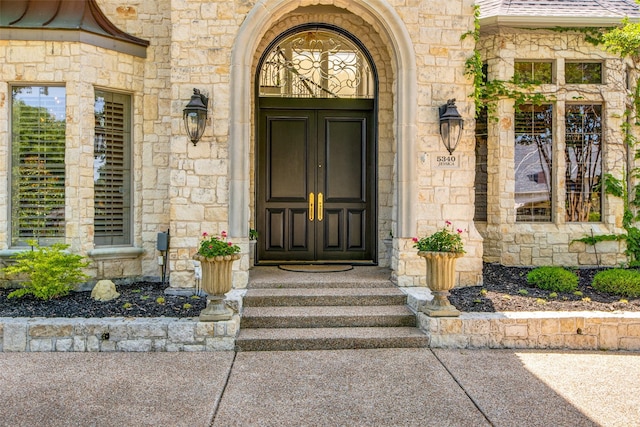 5340 Jessica Ln, Frisco, TX 75034 - entrance to property featuring stone siding