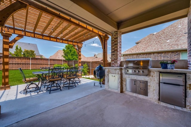 view of patio / terrace featuring outdoor dining area, grilling area, area for grilling, a pergola, and a fenced backyard