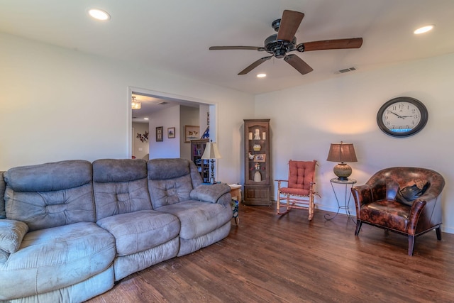 living room with baseboards, visible vents, a ceiling fan, wood finished floors, and recessed lighting