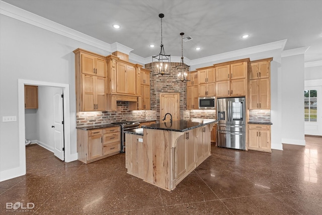 kitchen with light brown cabinets, recessed lighting, appliances with stainless steel finishes, and baseboards