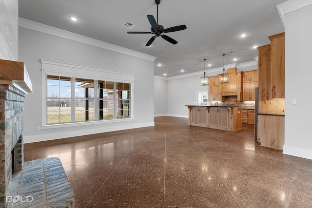 unfurnished living room featuring recessed lighting, granite finish floor, visible vents, and baseboards