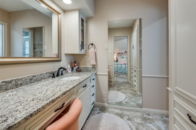 1905 Indian Creek Dr, Westover Hills, TX 76107 - bathroom featuring vanity and baseboards