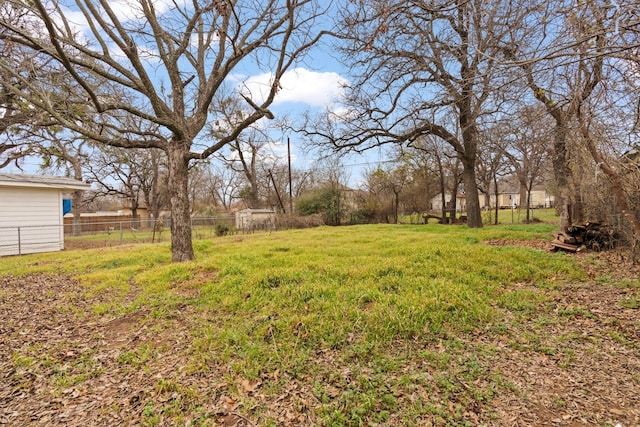 view of yard featuring fence