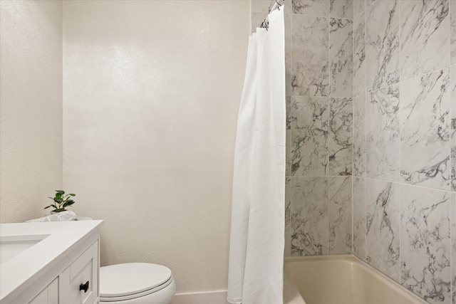 bathroom with toilet, vanity, and shower / bathtub combination with curtain