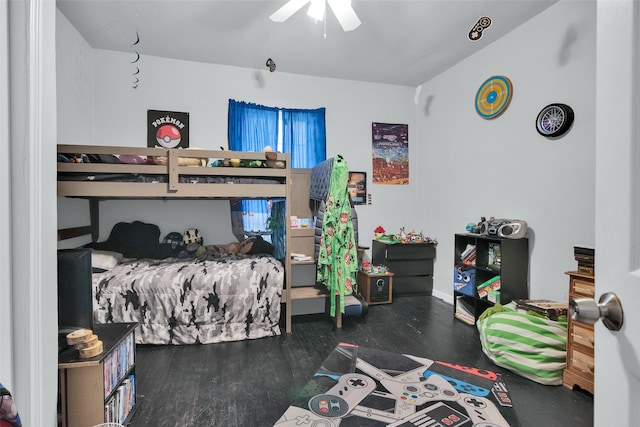 bedroom featuring ceiling fan