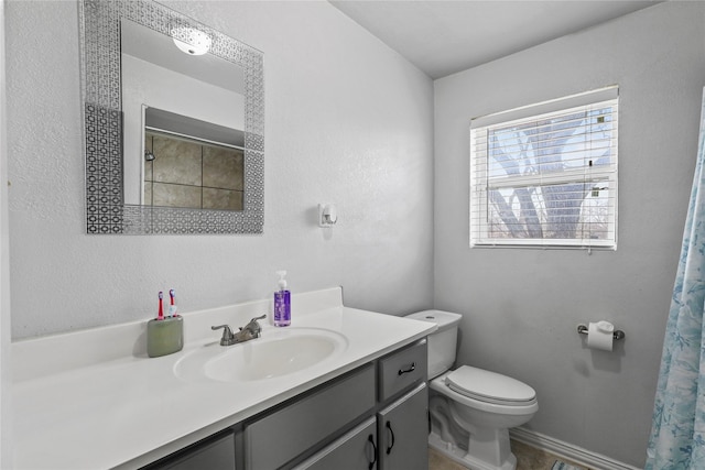 5621 Rocky Ridge Rd, Dallas, TX 75241 - full bath featuring vanity, a shower with shower curtain, and toilet