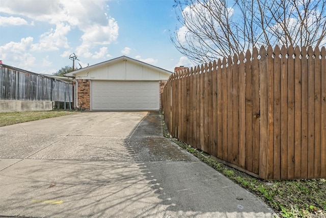 detached garage with fence