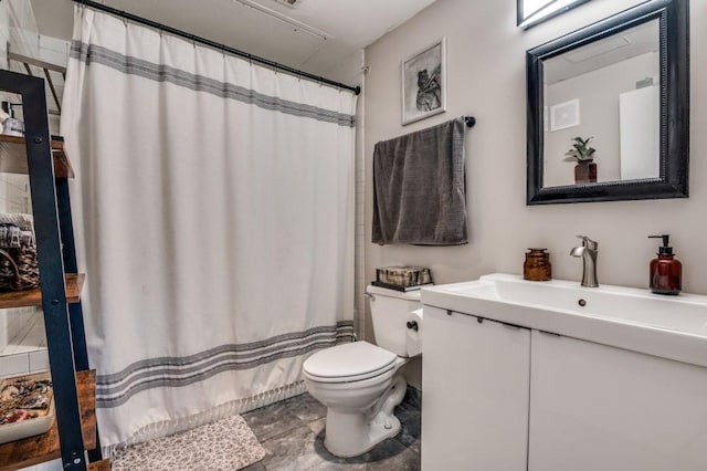 bathroom featuring visible vents, curtained shower, toilet, and vanity