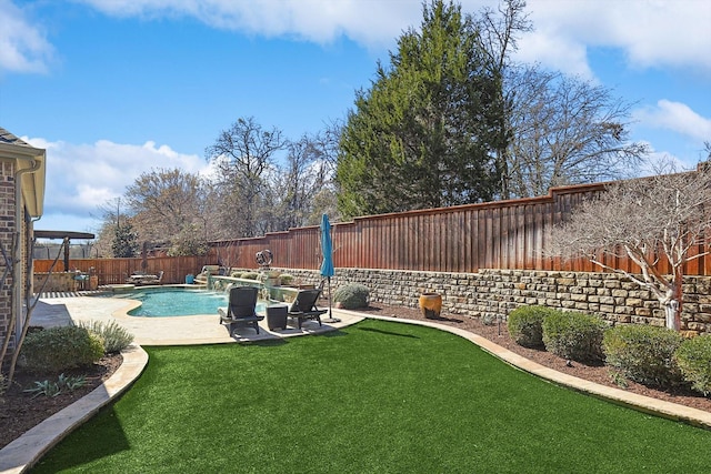 7300 Mitchell Ct, Lantana, TX 76226 - view of yard with a patio