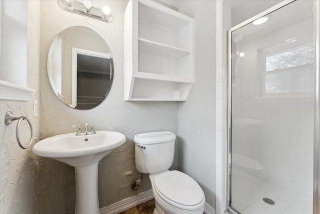 3105 Marydale Rd, Garland, TX 75041 - full bathroom with a shower stall, toilet, and a sink