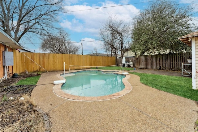 3105 Marydale Rd, Garland, TX 75041 - view of pool featuring a patio area, a fenced backyard, and a fenced in pool