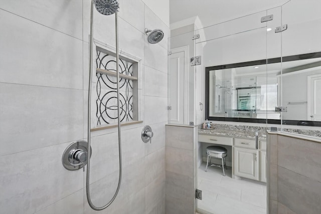5833 Forest River Dr, Fort Worth, TX 76112 - bathroom featuring baseboards and a bath