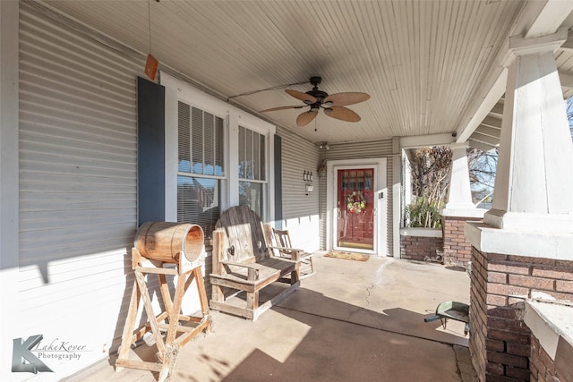 view of patio featuring a porch and ceiling fan