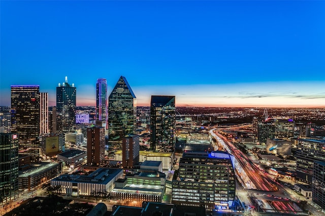 1918 Olive St Unit 3202, Dallas, TX 75201 - property's view of city