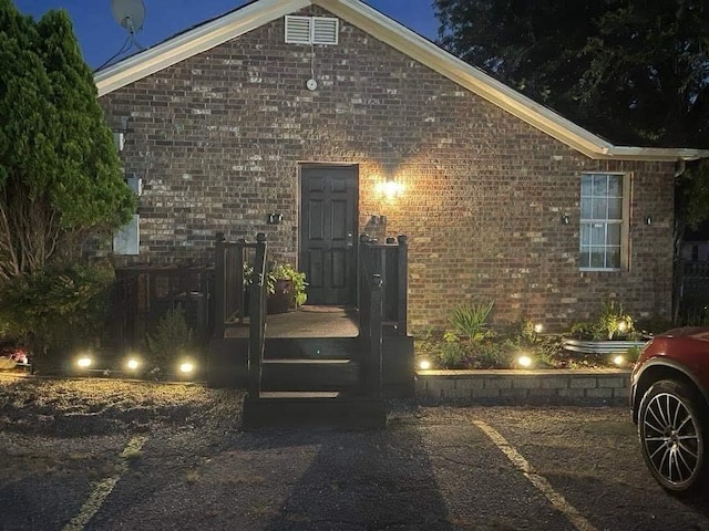 2340 N Chandler Dr E, Fort Worth, TX 76111 - view of front of house with brick siding