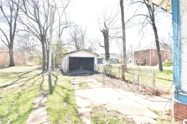 view of detached garage