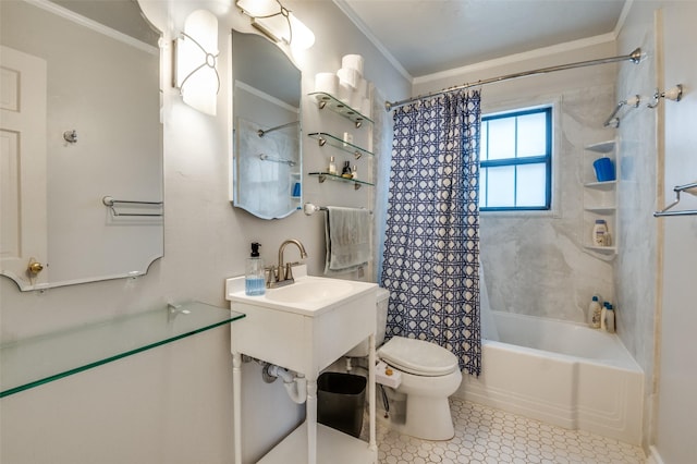 full bath with tile patterned flooring, toilet, shower / bath combo with shower curtain, and ornamental molding