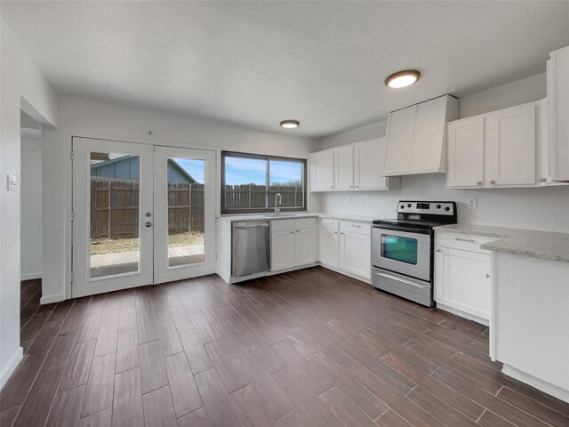 unfurnished bedroom with visible vents, baseboards, carpet, a closet, and a ceiling fan