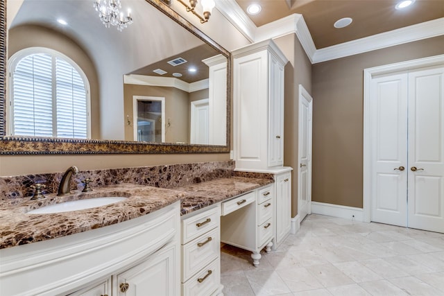 full bathroom featuring visible vents, an enclosed shower, ornamental molding, baseboards, and vanity