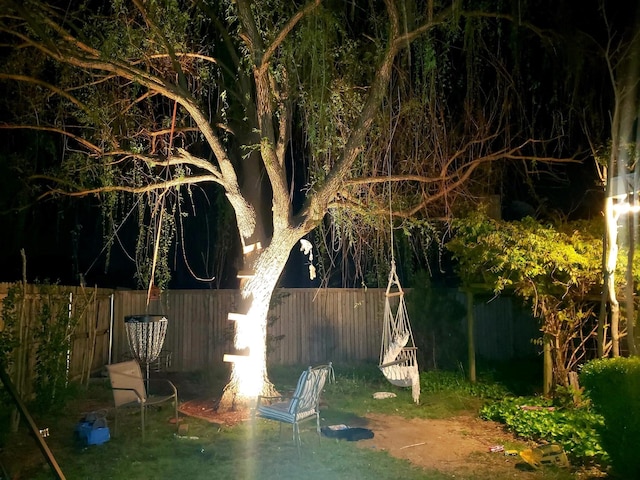 view of yard featuring a fenced backyard