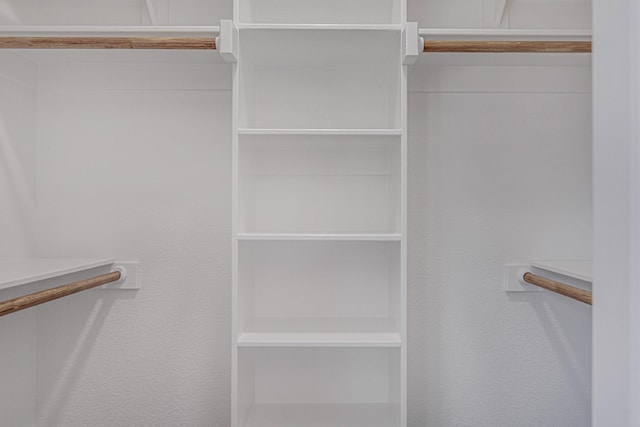3231 Comanche St, Fort Worth, TX 76119 - view of walk in closet