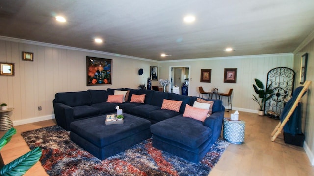 living area featuring crown molding, recessed lighting, wood finished floors, and baseboards