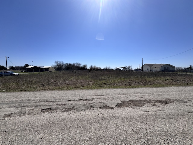 Listing photo 2 for 5615 County Road 2526th Rd, Royse City TX 75189