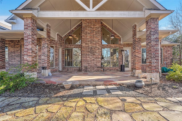 view of patio featuring a ceiling fan