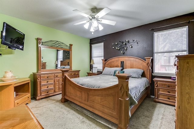 bedroom featuring a ceiling fan