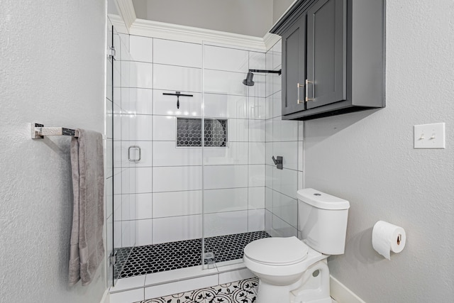 full bath with toilet, a textured wall, and a stall shower