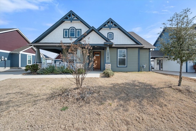 craftsman-style house featuring a porch