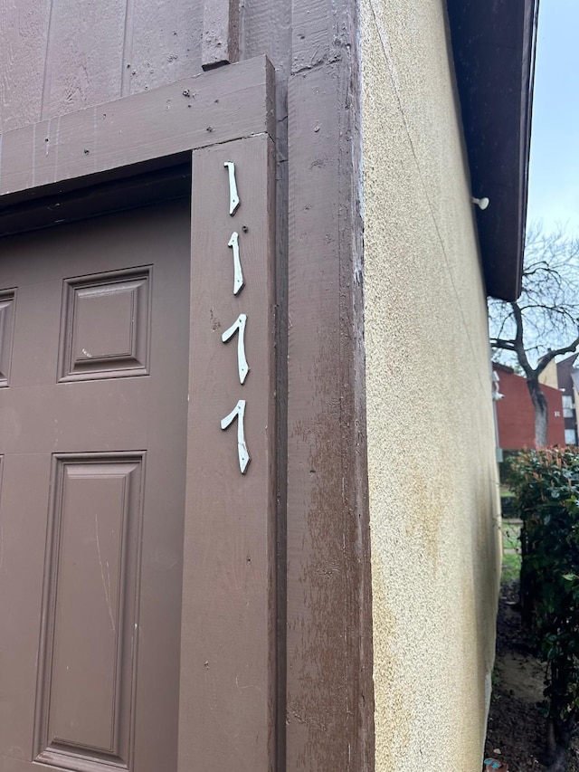 details featuring stucco siding