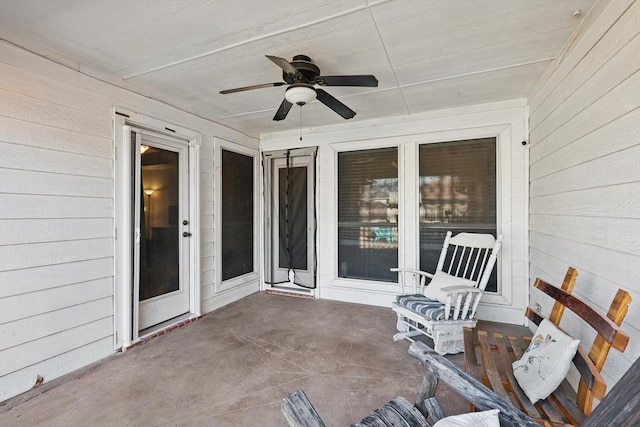 view of patio featuring a ceiling fan