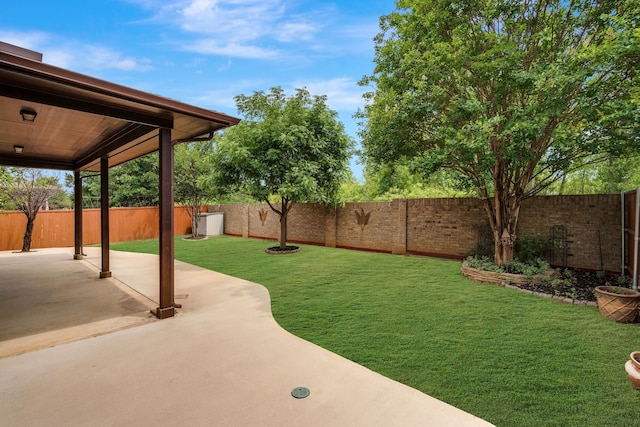 305 Dorset Ct, Roanoke, TX 76262 - view of yard featuring a patio