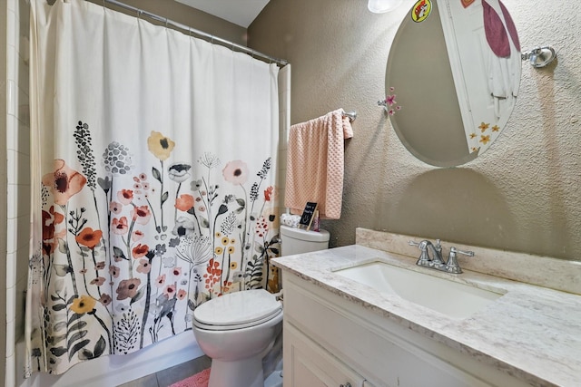1231 Mcclintock Dr, Shady Shores, TX 76208 - bathroom with vanity, toilet, a textured wall, and shower / bath combo