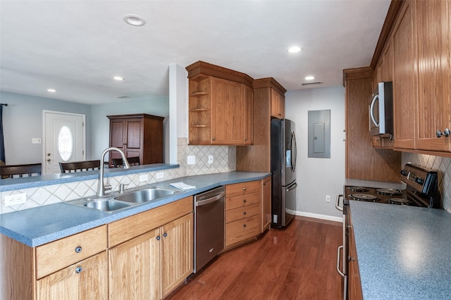 751 E Cooper St, Van Alstyne, TX 75495 - kitchen with stainless steel appliances, a sink, open shelves, decorative backsplash, and recessed lighting