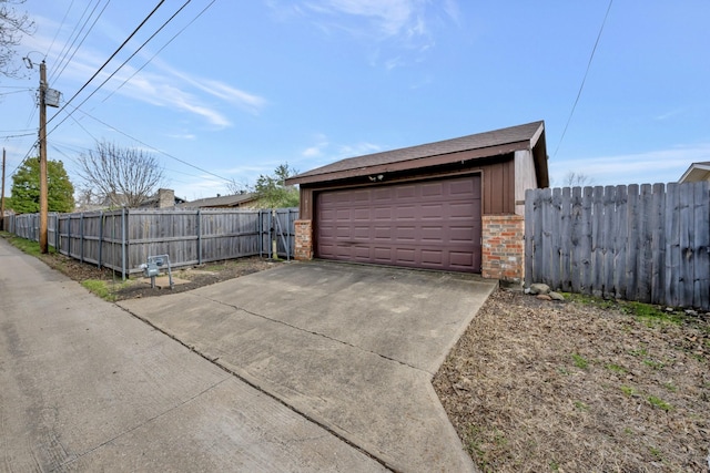 detached garage with fence