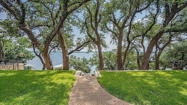 view of yard featuring a water view