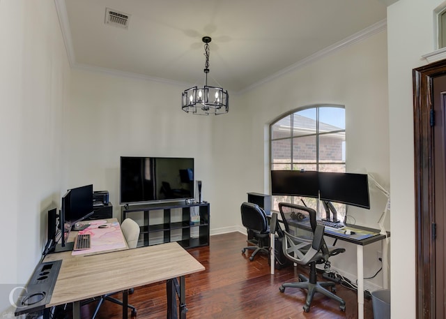 office area featuring a chandelier, visible vents, ornamental molding, and wood finished floors