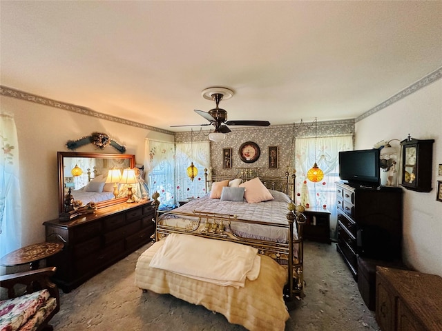 bedroom featuring ceiling fan