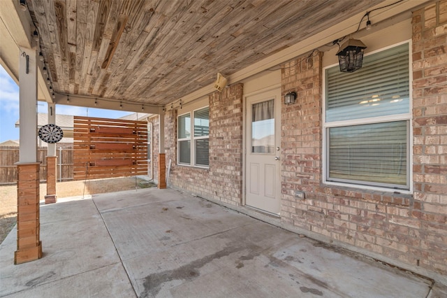 view of patio / terrace with covered porch